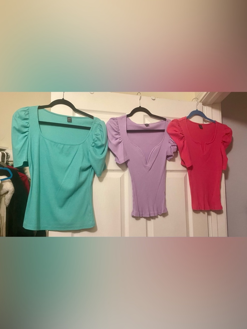 Ribbed Puff-Sleeve Tops